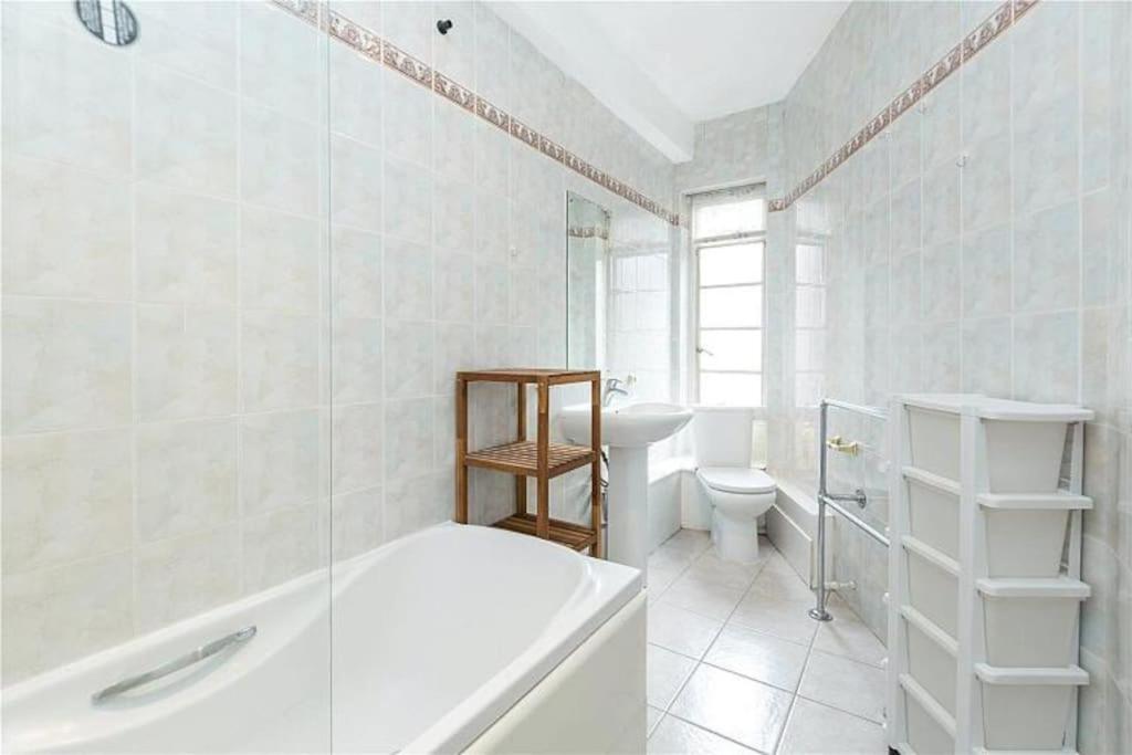 King-Sized Studio, 6Th Floor + Lift, Regent'S Park London Eksteriør bilde