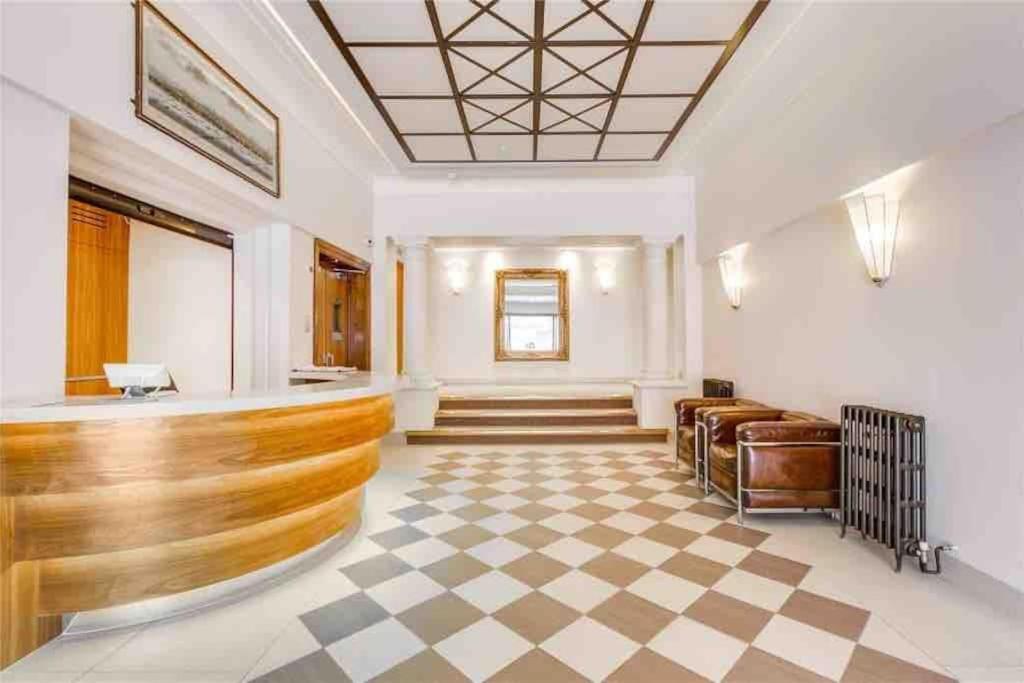 King-Sized Studio, 6Th Floor + Lift, Regent'S Park London Eksteriør bilde