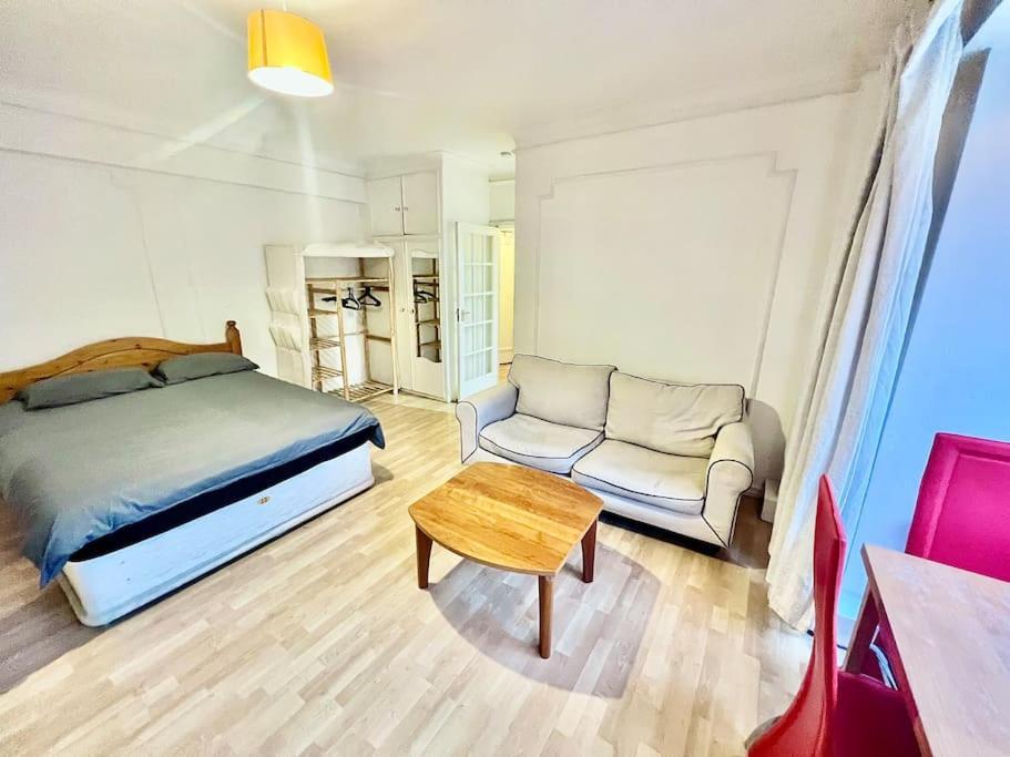 King-Sized Studio, 6Th Floor + Lift, Regent'S Park London Eksteriør bilde